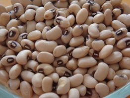 KACANG MATA HITAM/ BLACK EYE BEAN 300 GM